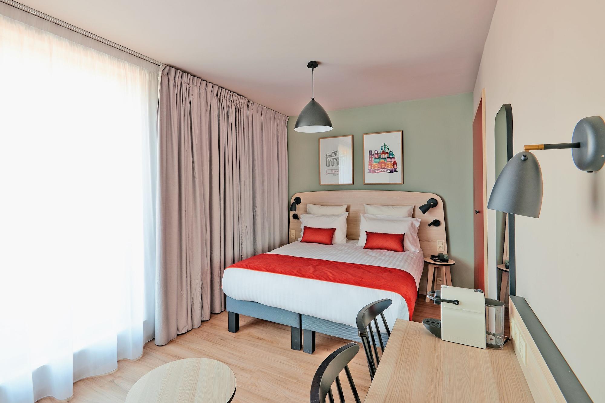 อพาร์ตซิตี้ กงฟอร์ต บรูเซล มิดี Aparthotel Saint-Gilles ภายนอก รูปภาพ